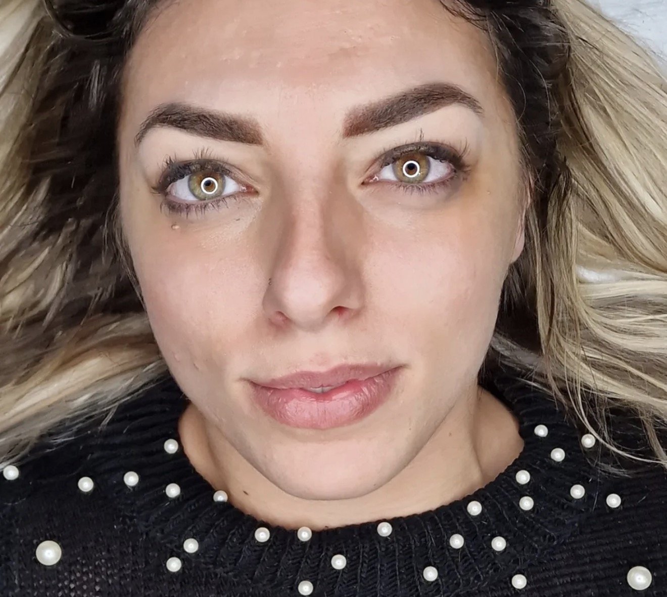 Sopracciglia in tecnica pixel